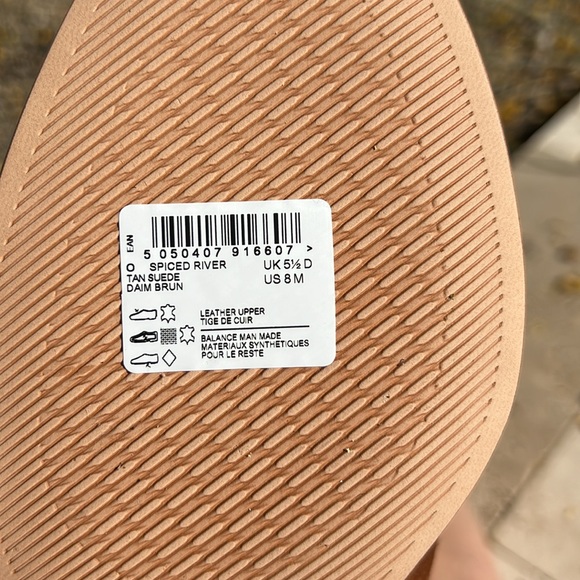 NIB Clarks zip-up booties - Picture 9 of 13